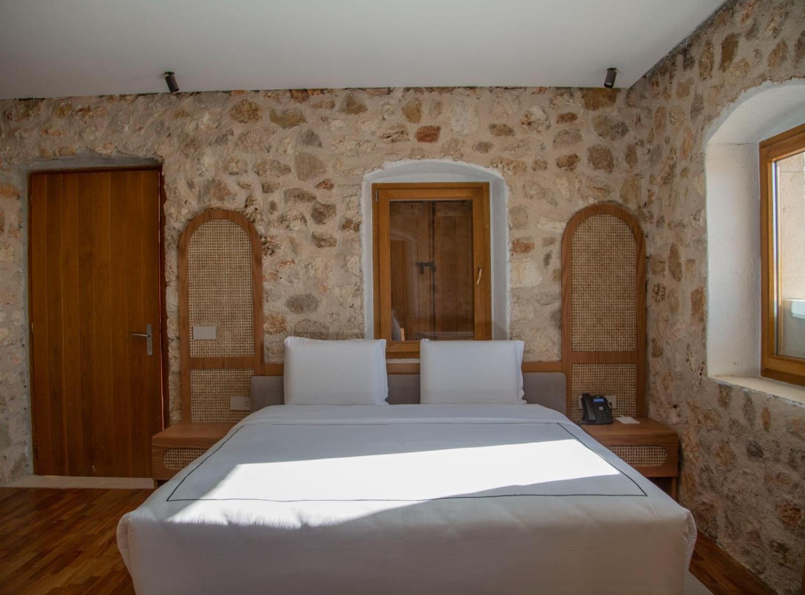 Zoe Hora Hotel Dhermi Exterior photo