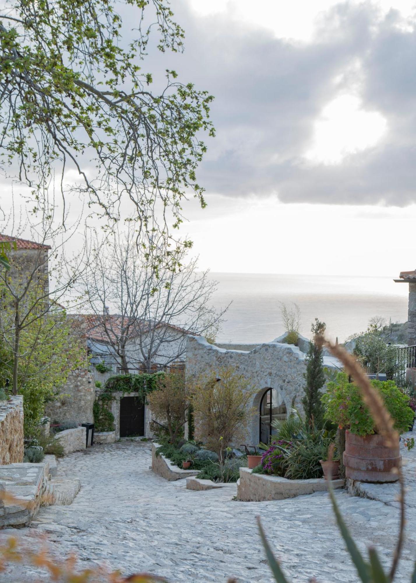 Zoe Hora Hotel Dhermi Exterior photo