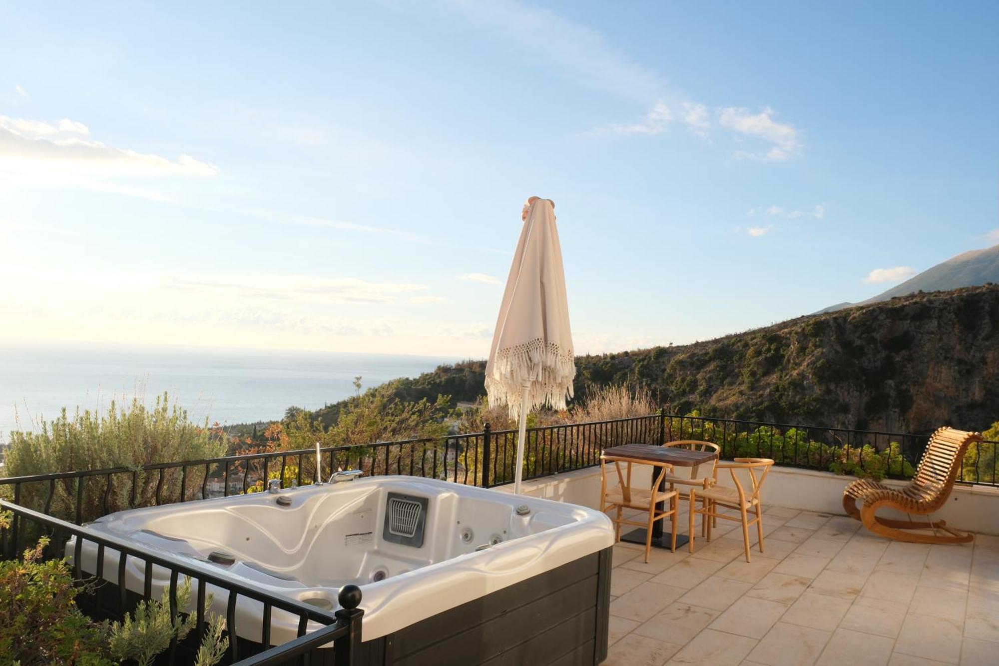 Zoe Hora Hotel Dhermi Exterior photo