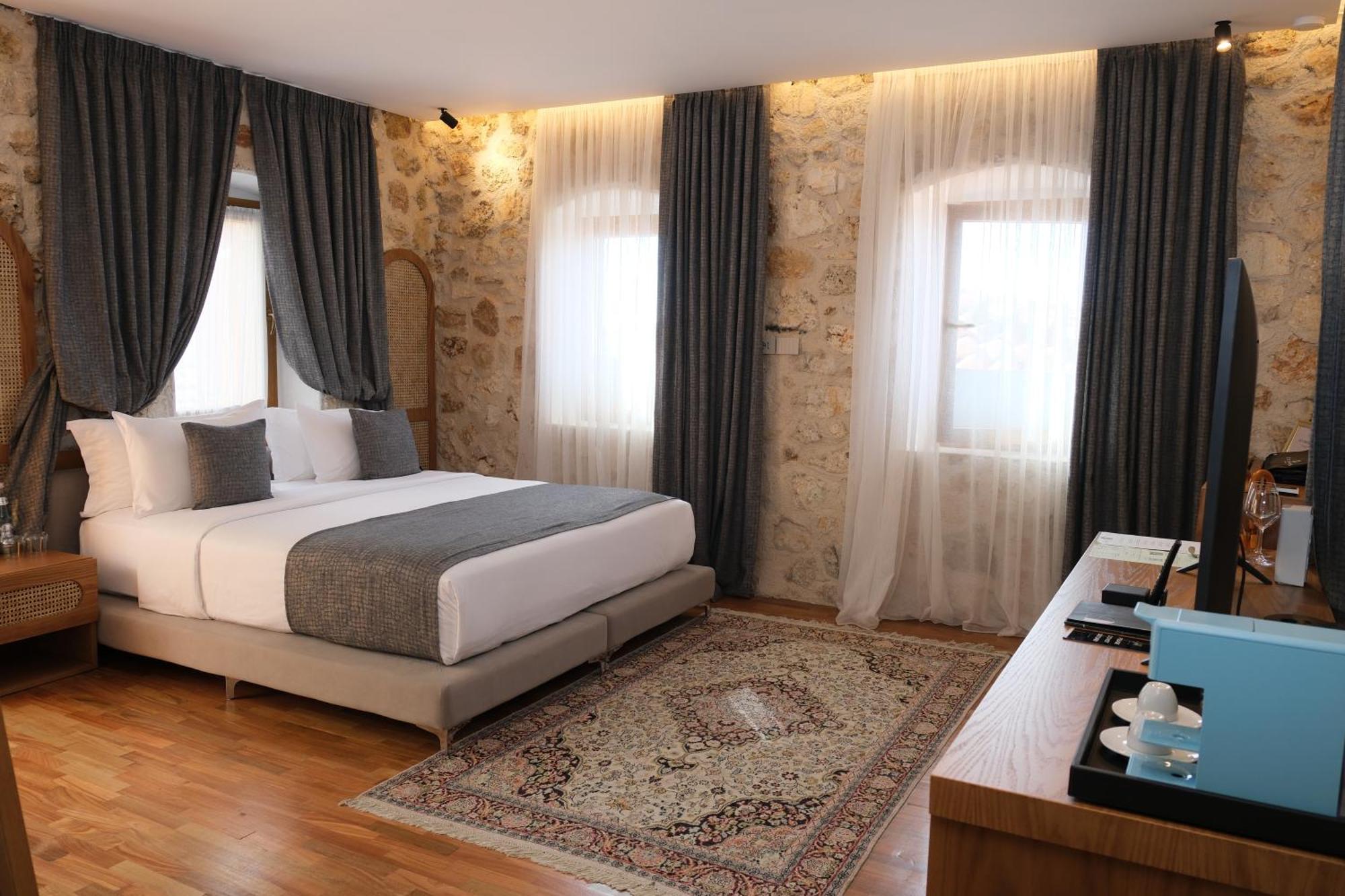 Zoe Hora Hotel Dhermi Exterior photo